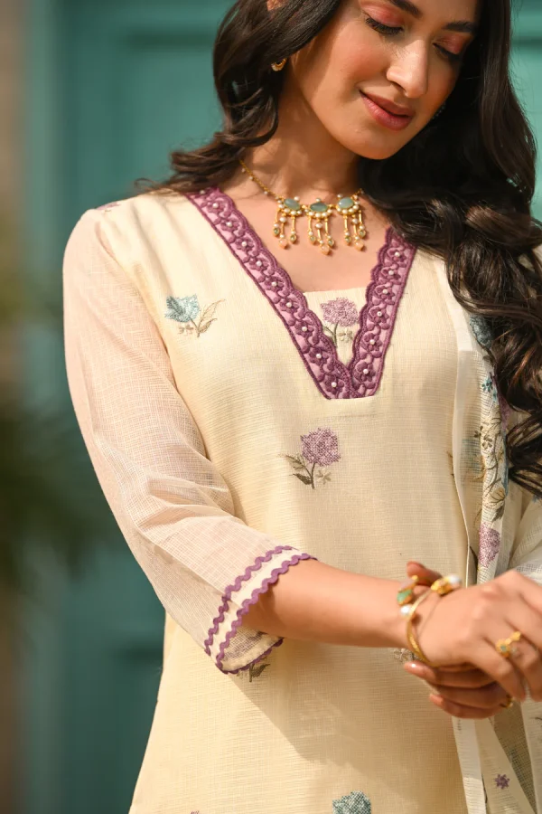 Cream Spring Kota Doriya Thread Work Embroidery Suit Set with Lace - Image 4